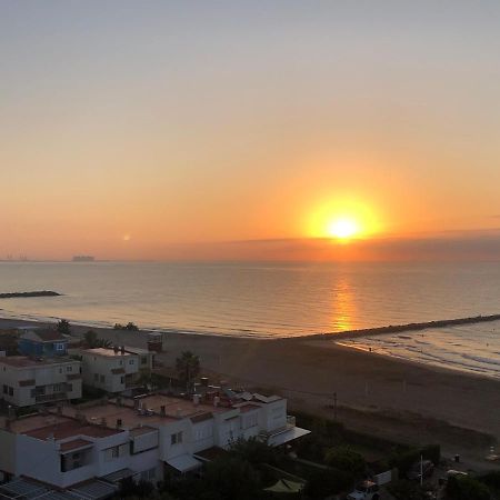 Apartamento En La Playa Appartamento Valenza Esterno foto